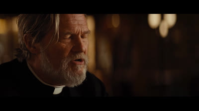 Maus Momentos no Hotel Royale (2019) Dublado