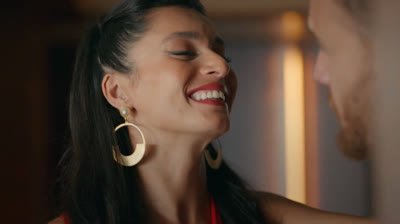 Love è is in The Air Ep 207