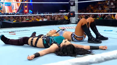 Stephanie Vaquer vs. Tiffany Stratton : WWE Crown Jewel 2025