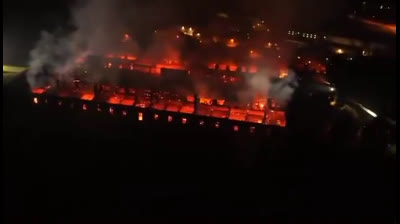 Italia, el Monasterio de Bernaga, de 400 años de antigüedad, acaba de ser reducido a cenizas.¿Vamos a seguir permitiendo que quemen todas?