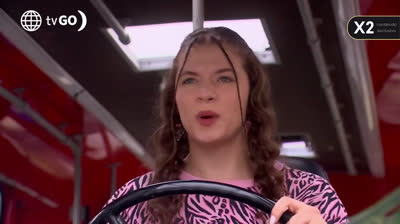 ¿María Paz logrará estacionar el micro de Tito con éxito