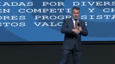 Más allá de izquierda y derecha ¿Está surgiendo un nuevo eje político?   #MiklosLukacs