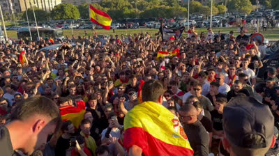 ¿Ha pasado de un día para otro de ir detrás de los políticos a preguntar a estar inmerso en una campaña de tours universitarios?