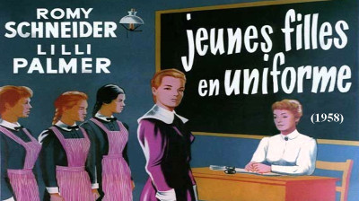 Jeunes Filles en Uniforme - 1958