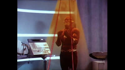 109 - Flash 1990 S01E09 - Le spectre