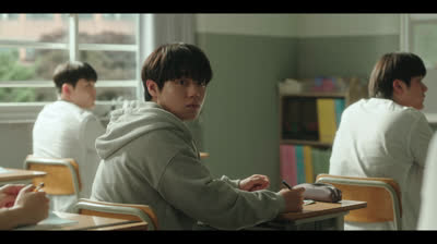 Classe dos Heróis Fracos (S01E06) Dublado