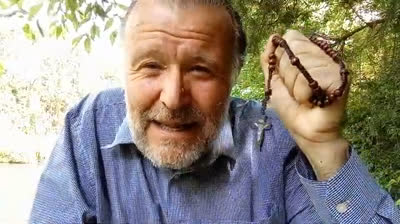 María Corredentora deja de sujetar el Brazo Justiciero de su Hijo, Redentor del mundo