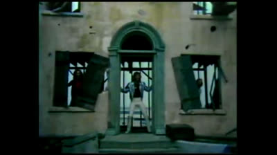 Bee Gees - Stayin' alive