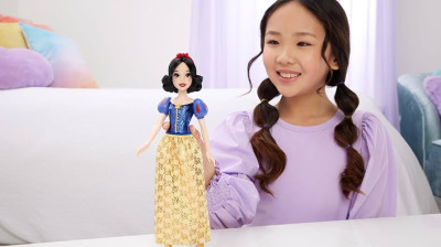 Blancanieves muñeca Disney Store review. Podrás encontrar esta muñeca en el link de la descripción del video