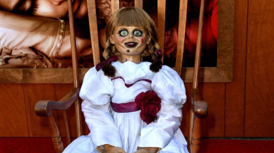 Muñeca Annabelle / Réplica Original de la Película. Compra tu muñeca en el link de la descripción del video.