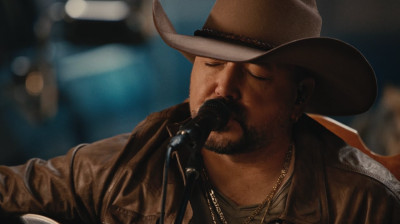 Jason Aldean - Hẹlp You Remember (Fireside Sessions)