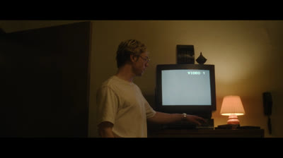 Dahmer.Um.Canibal.Americano.S01E01