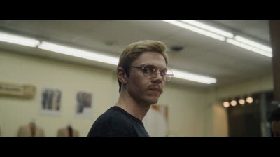 Dahmer.Um.Canibal.Americano.S01E02