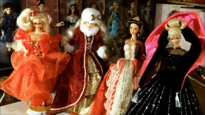 BARBIE FELICES FIESTAS HAPPY HOLLYDAYS, Podrás conseguirlas en el link de la descripción del video.