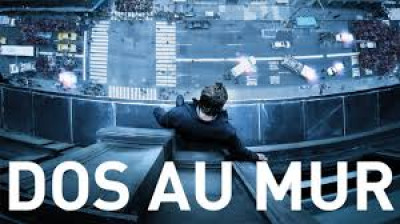 Dos au mur (2012) VF