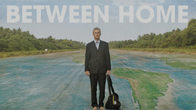 Between Home – Uma jornada extrema de sobrevivência na Austrália – Documentário