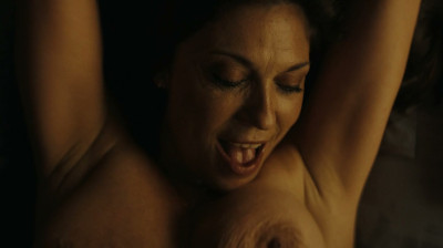 Natalia Cociuffo as Sonia - Moscas (2023)