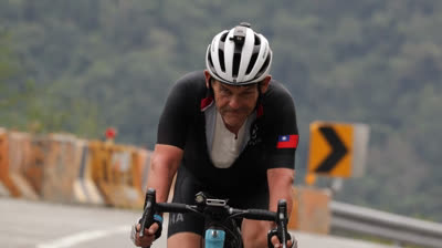 Biking Man – Episode 4: Taiwan - Ultimate endurance cycling - Documentary