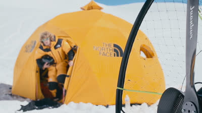 Fly the Summit – Battere record di altitudine sul Monte Bianco - Documentario