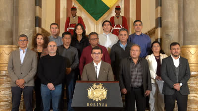 Rodrigo Paz Presidente de Bolivia al. Pueblo