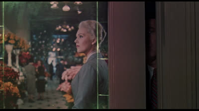 Um Corpo que Cai (1958) Dublado